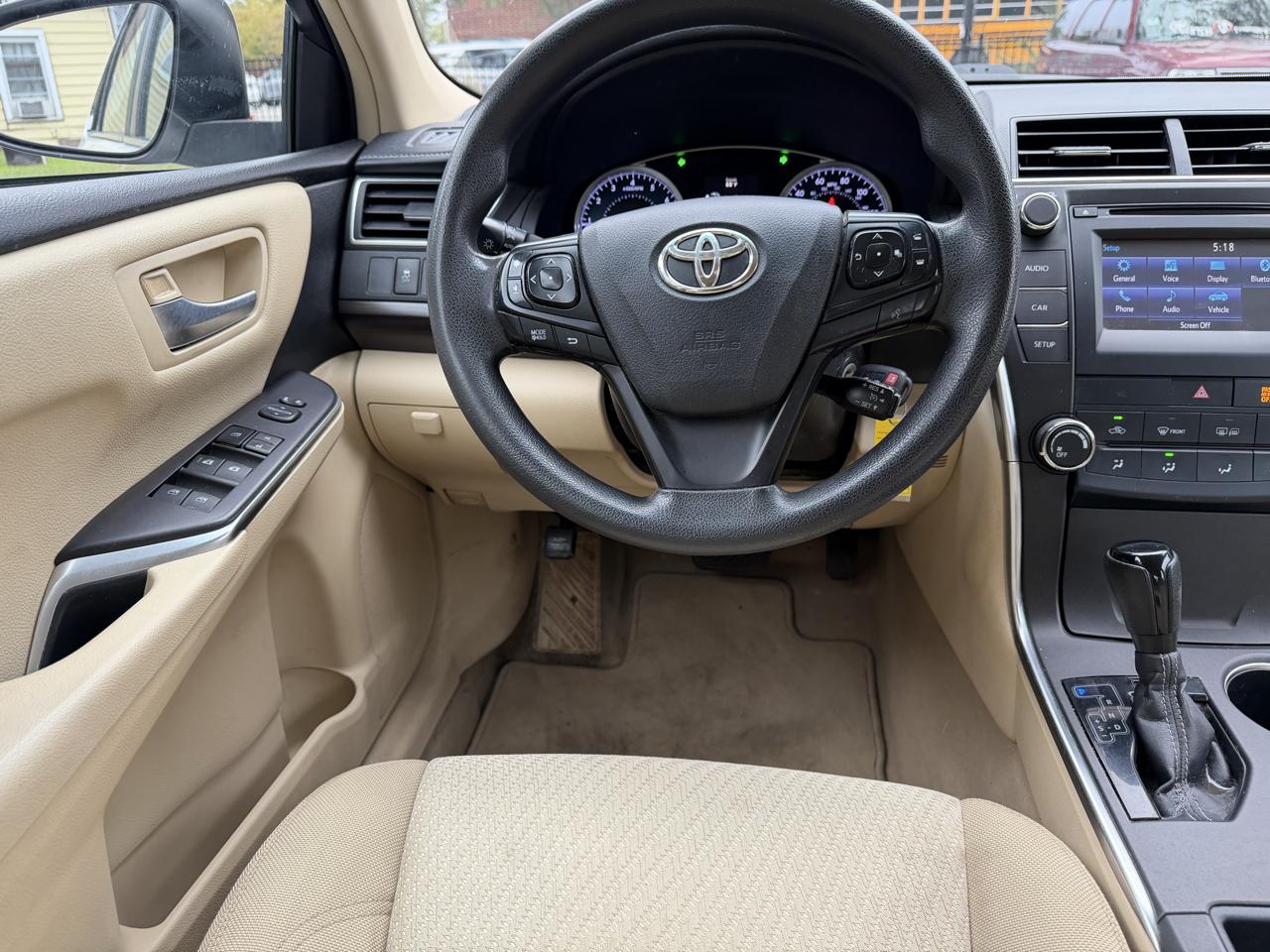 Toyota Camry 4dr Sdn I4 Auto SE w/Special Edition Pkg (Natl) 2016