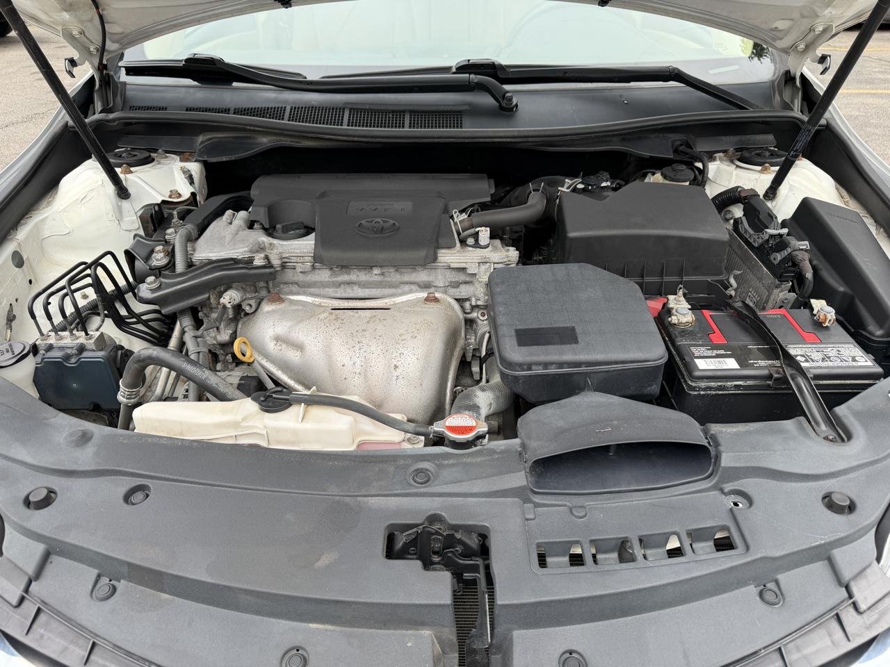 Toyota Camry 4dr Sdn I4 Auto SE w/Special Edition Pkg (Natl) 2016