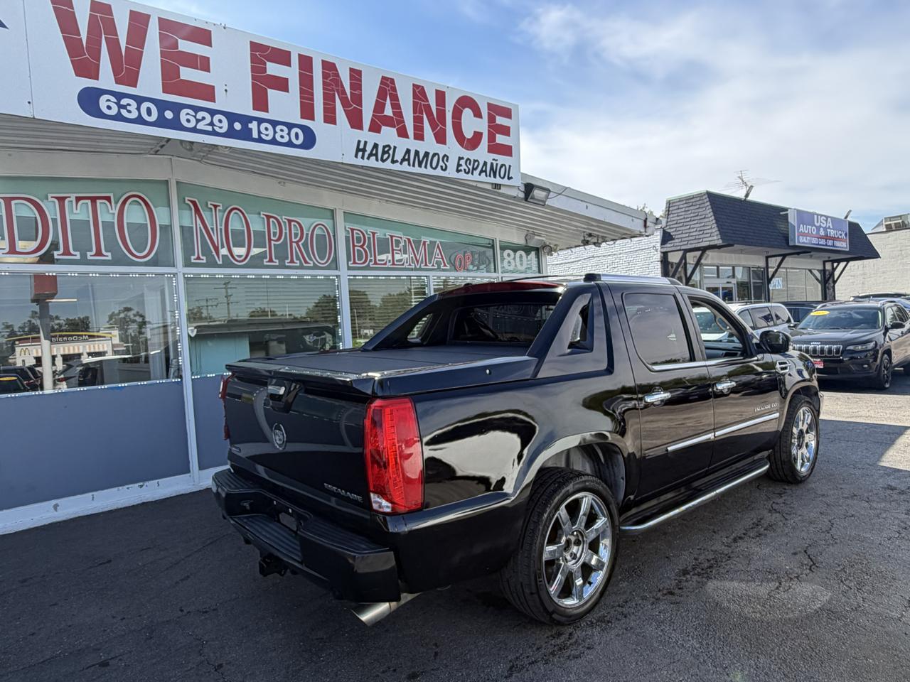 Cadillac Escalade EXT AWD 4dr Luxury 2011