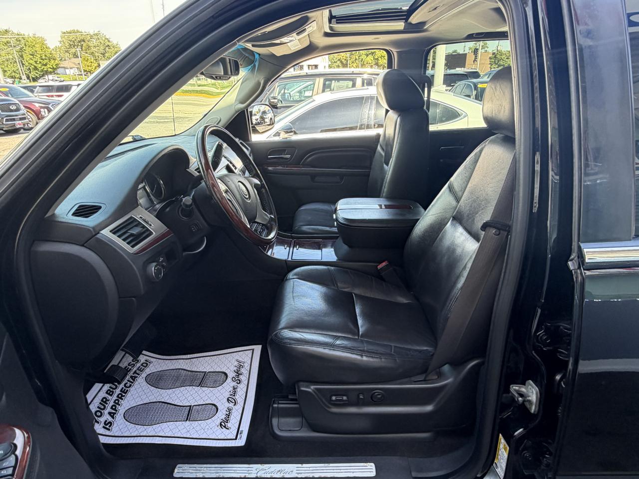 Cadillac Escalade EXT AWD 4dr Luxury 2011