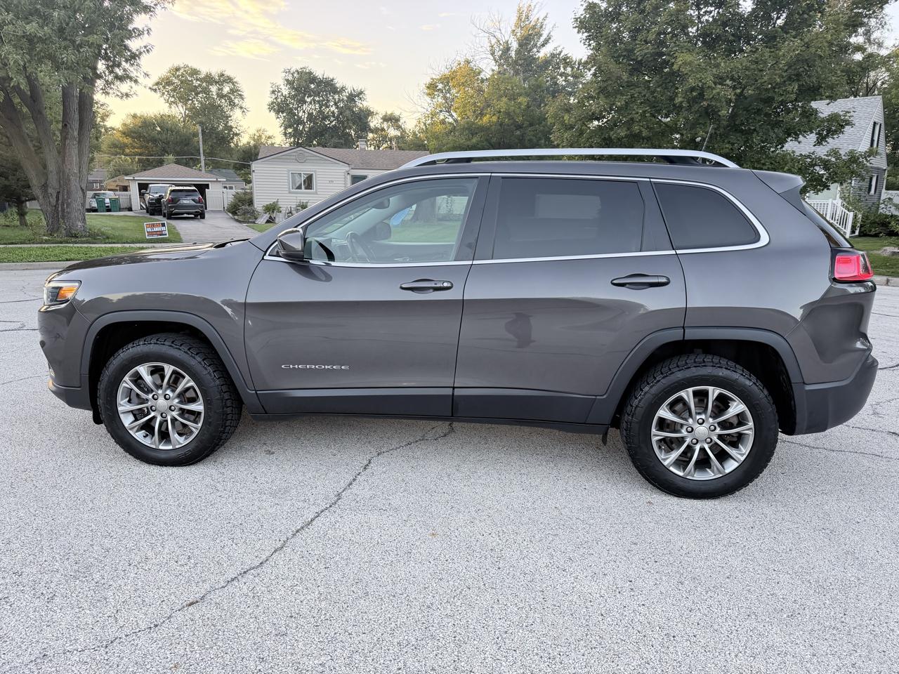 Jeep Cherokee Latitude Plus 4x4 2019