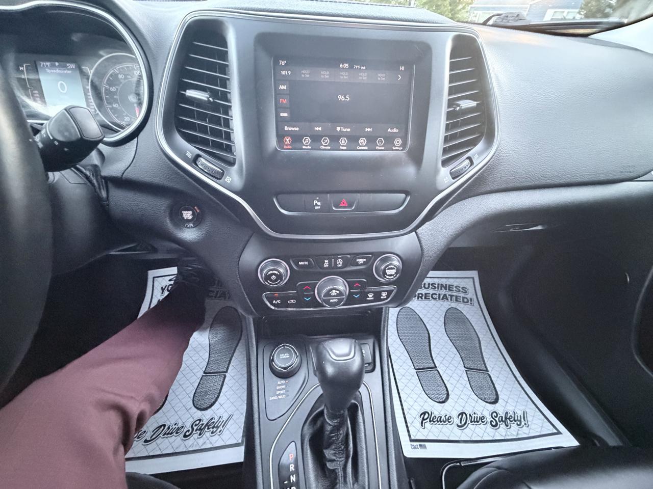 Jeep Cherokee Latitude Plus 4x4 2019