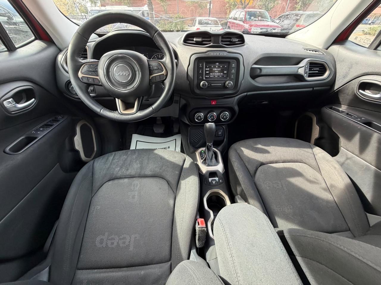 Jeep Renegade Latitude FWD 2017