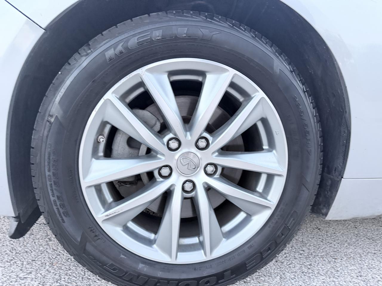 Infiniti Q50 4dr Sdn 2.0t Base RWD 2016