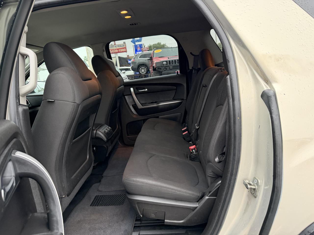 GMC Acadia SL FWD 2010
