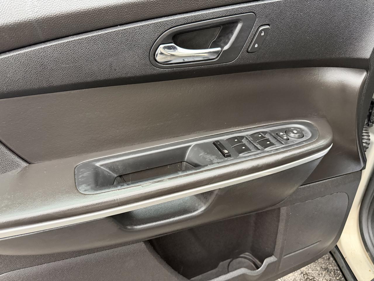 GMC Acadia SL FWD 2010