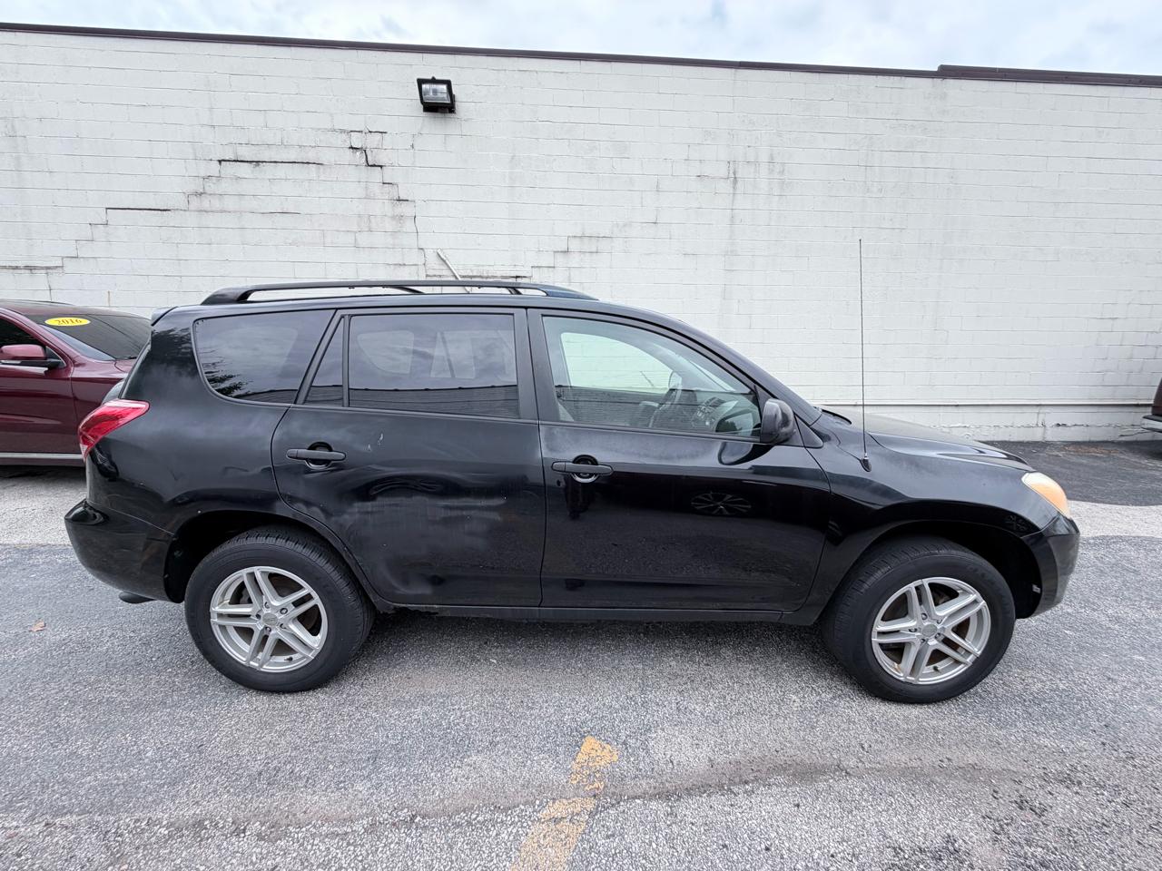 Toyota RAV4 Base I4 4WD 2006