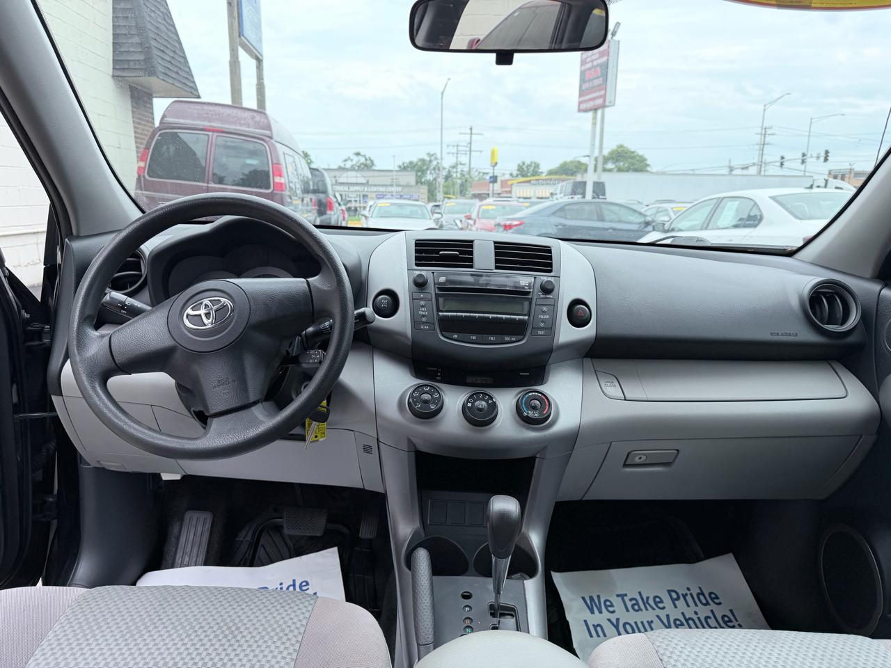 Toyota RAV4 Base I4 4WD 2006