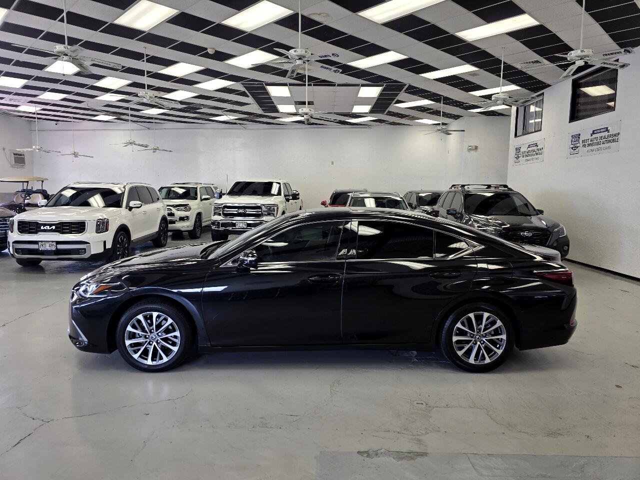 Lexus ES 350 Base 2023