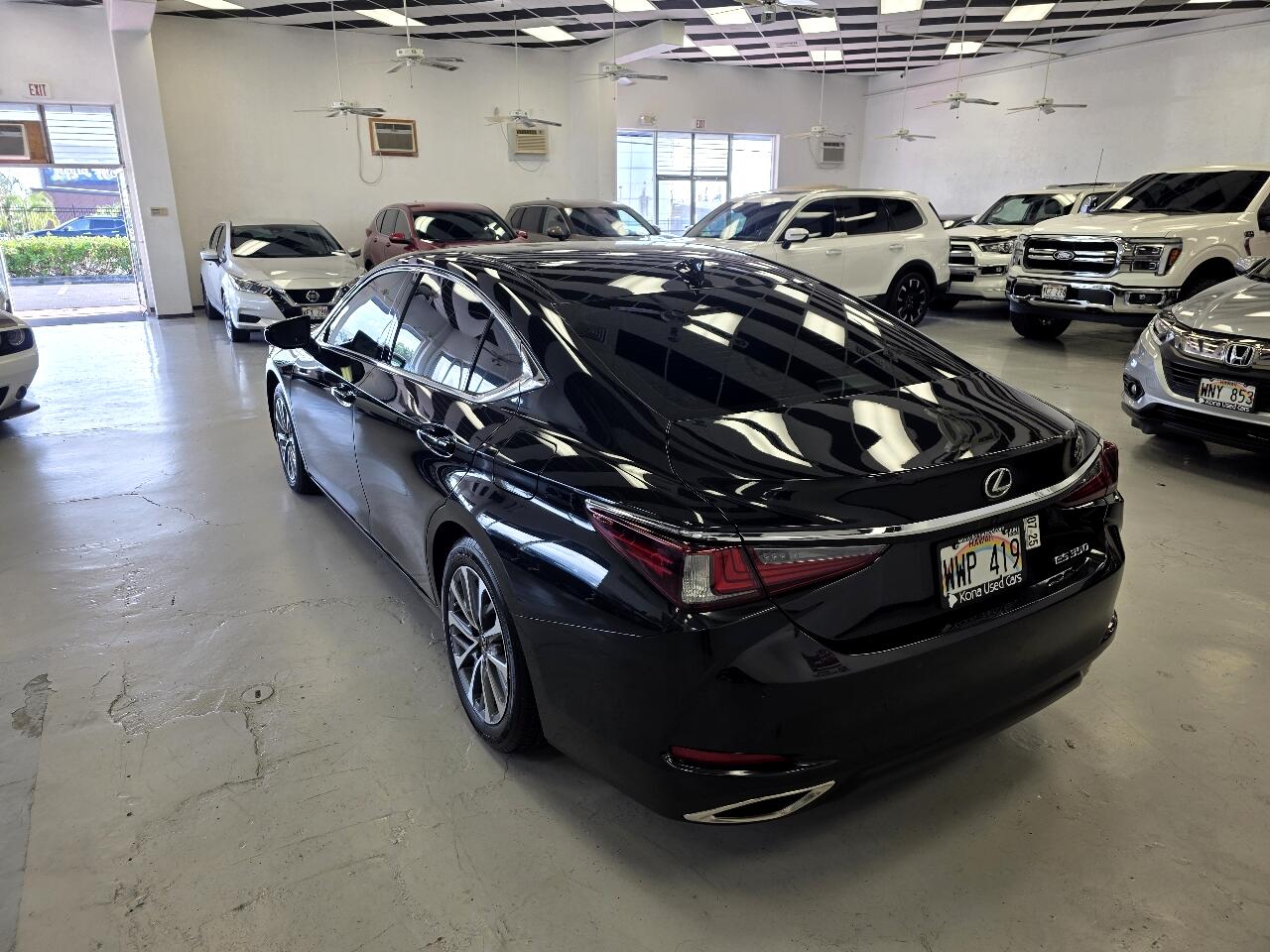 Lexus ES 350 Base 2023