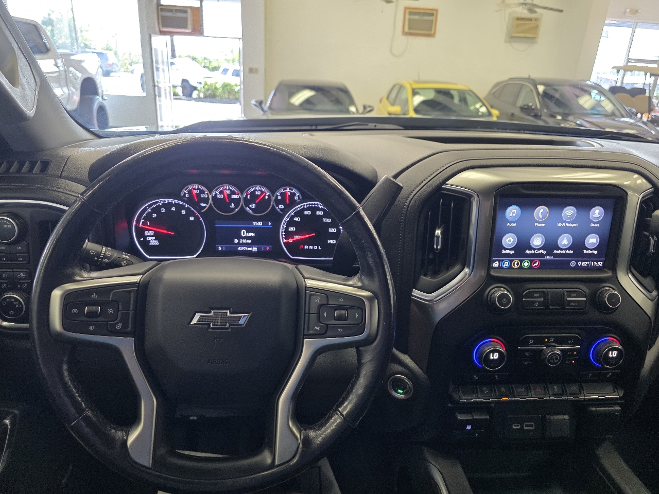 Chevrolet Silverado 1500 LT Trail Boss Crew Cab 4WD 2020