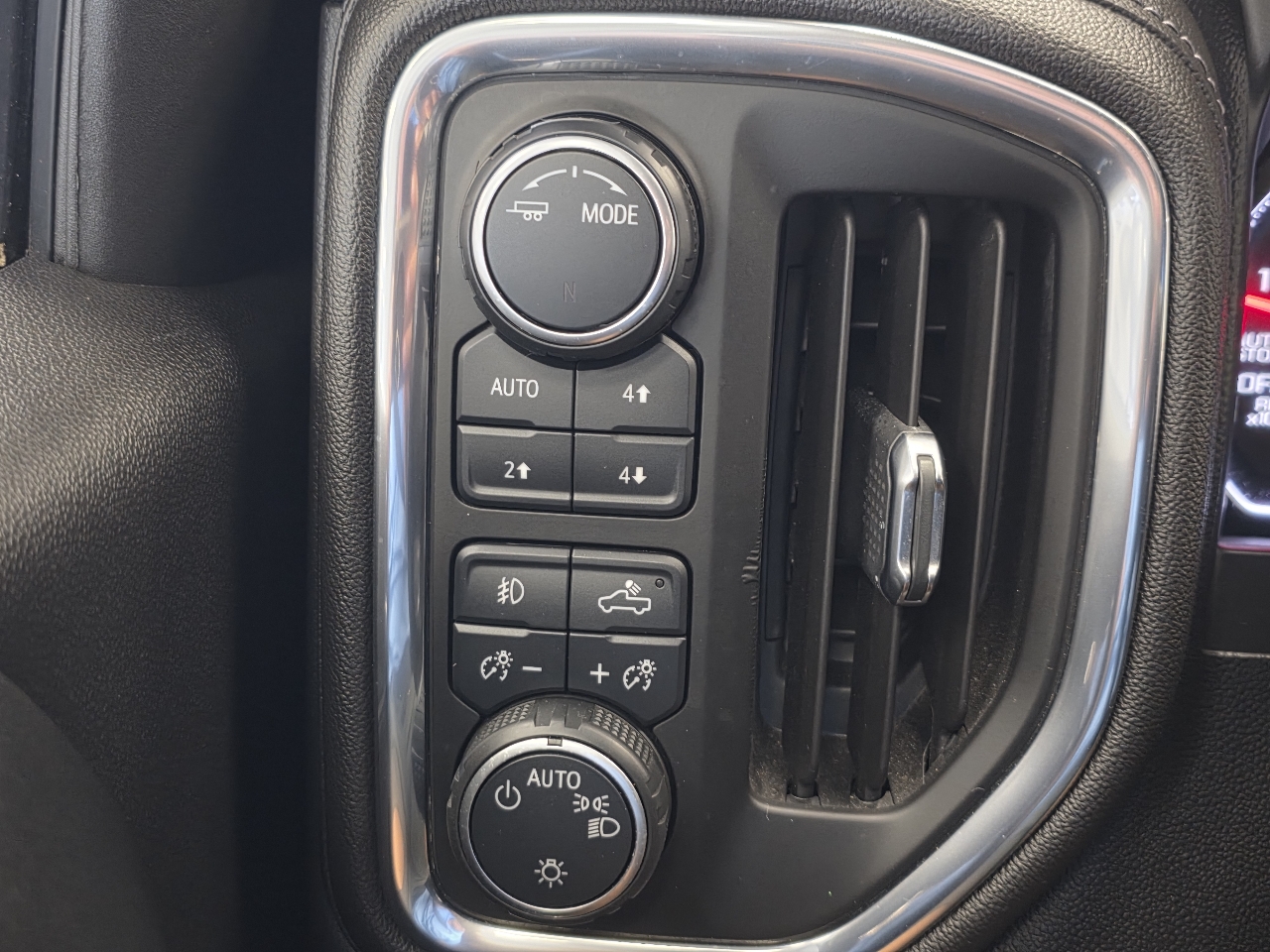 Chevrolet Silverado 1500 LT Trail Boss Crew Cab 4WD 2020