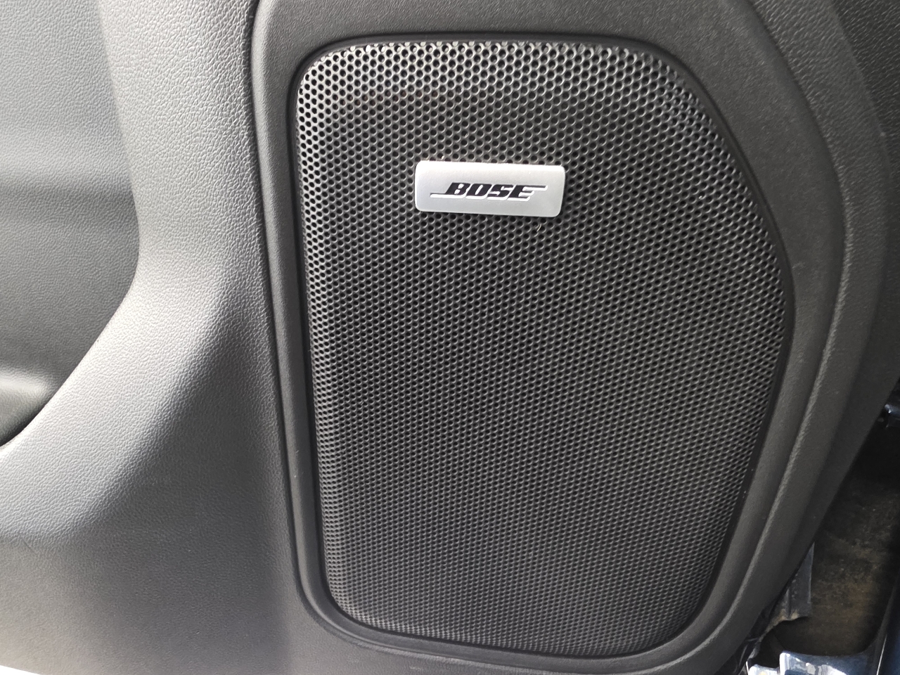 Chevrolet Silverado 1500 LT Trail Boss Crew Cab 4WD 2020