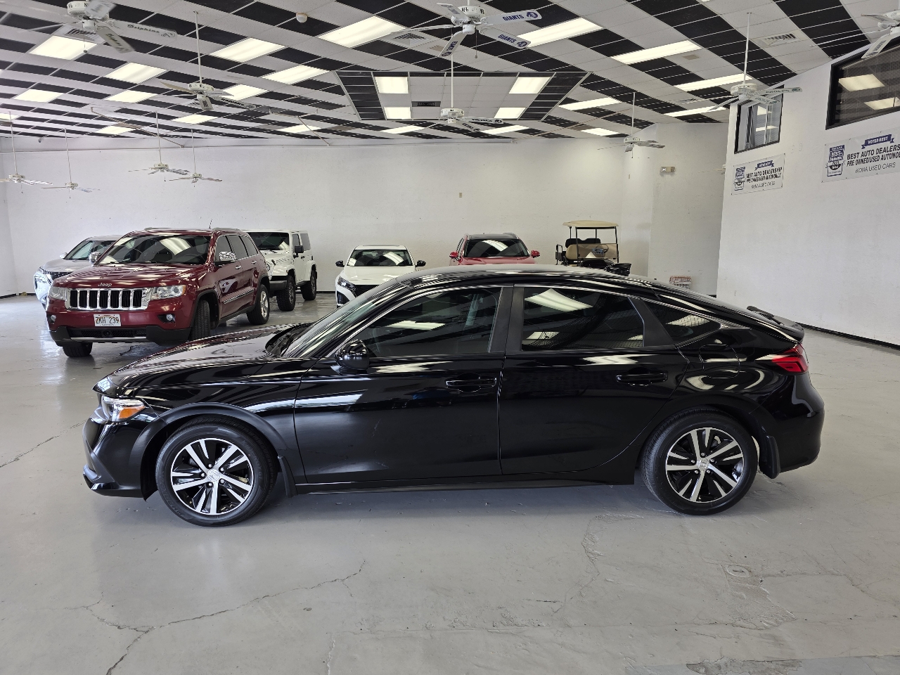 Honda Civic LX Hatchback 2023