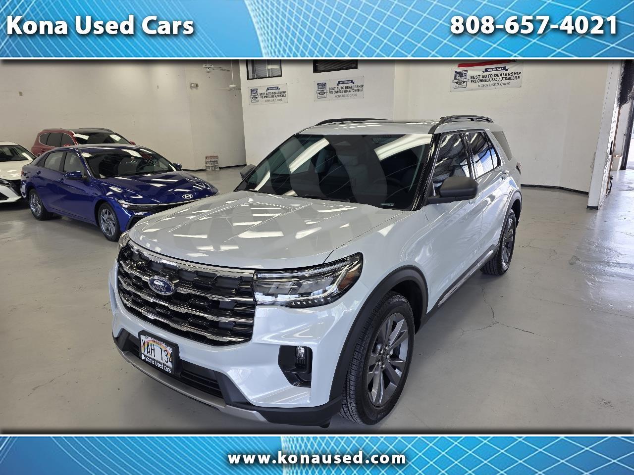 2025 Ford Explorer Active AWD