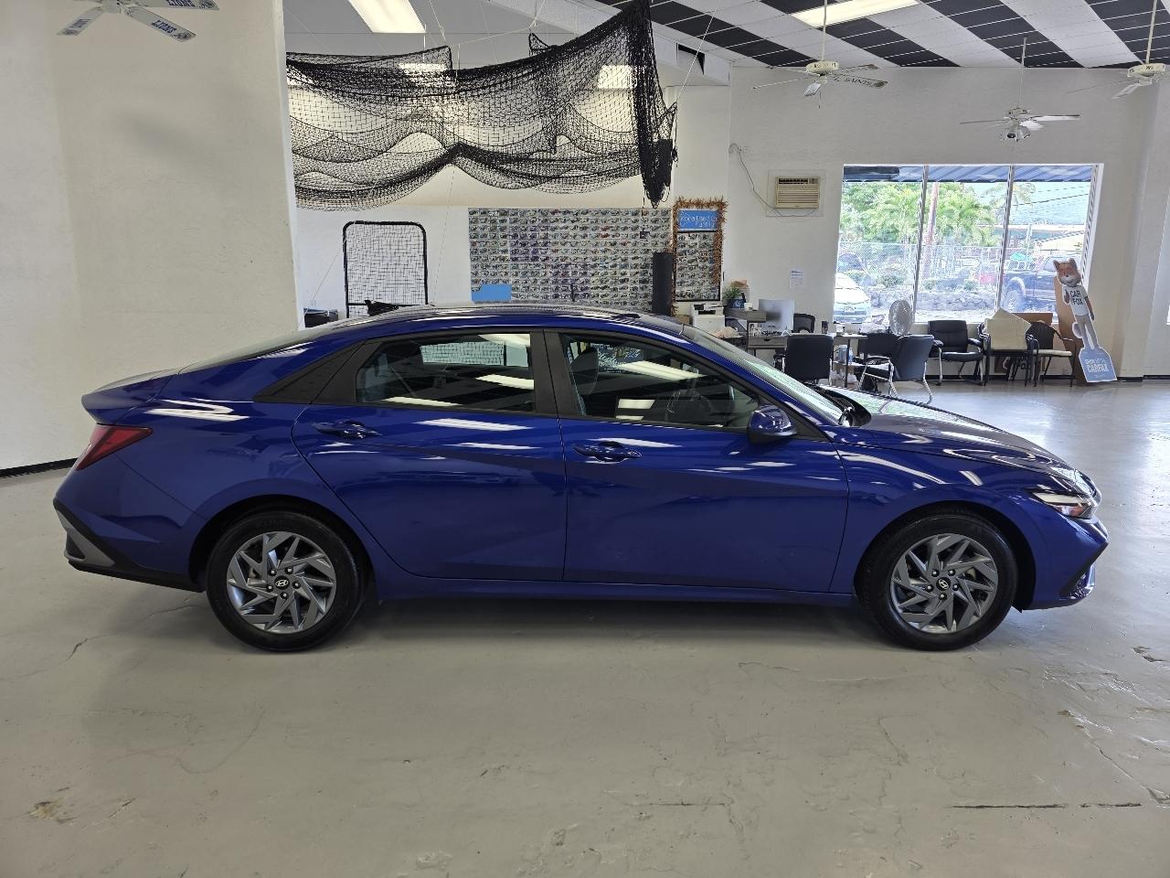 Hyundai Elantra SEL 2024