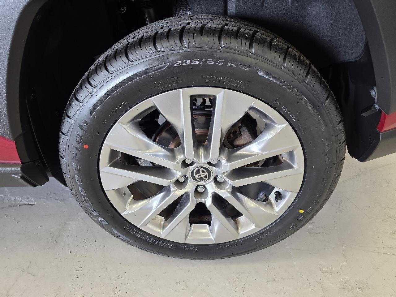 Toyota RAV4 Limited 2021