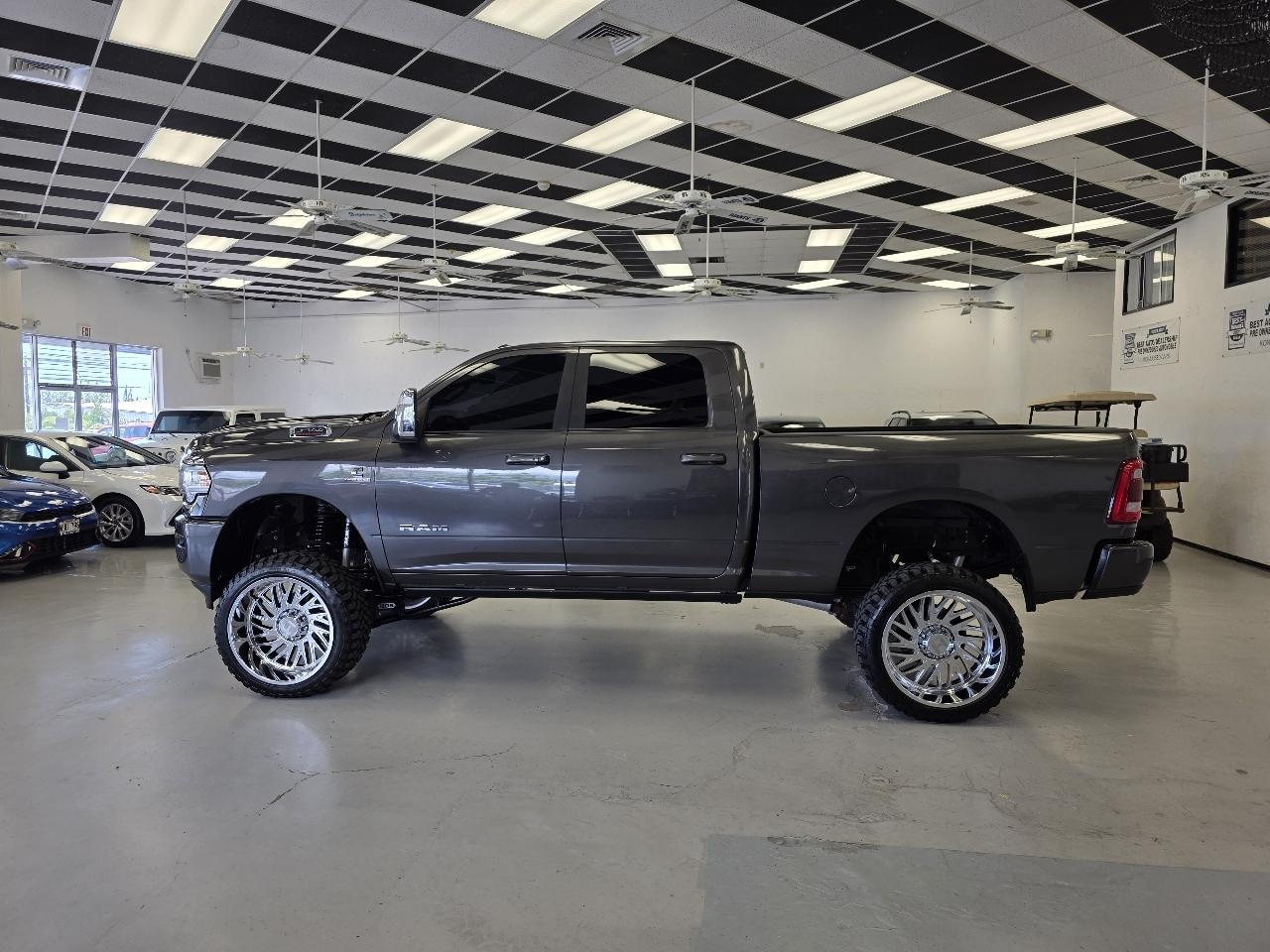 RAM 3500 Laramie Crew Cab SWB 4WD 2024