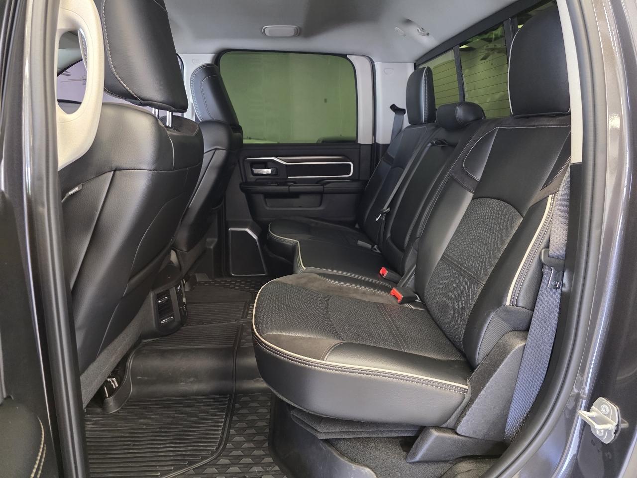 RAM 3500 Laramie Crew Cab SWB 4WD 2024