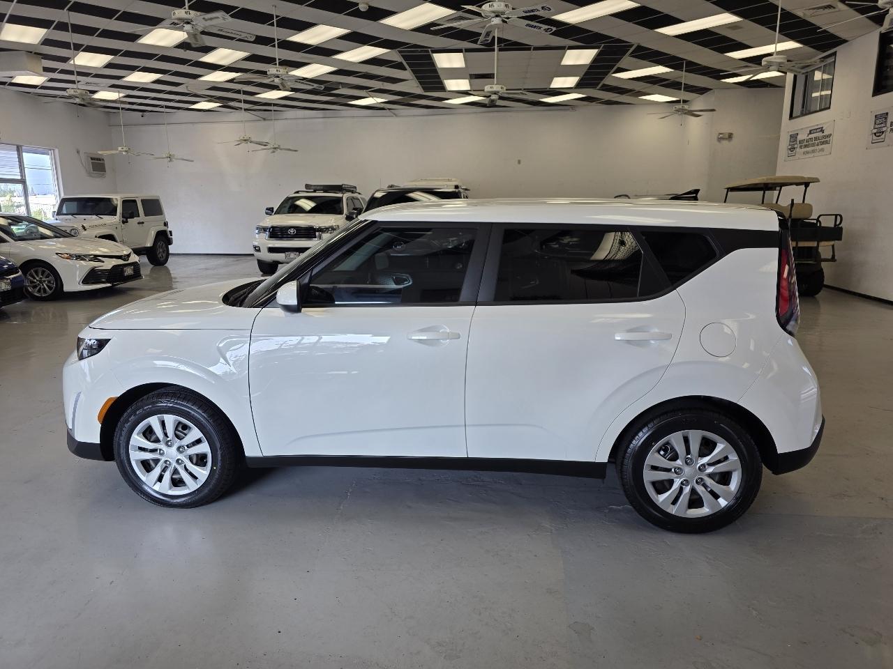 Kia Soul LX CVT 2024