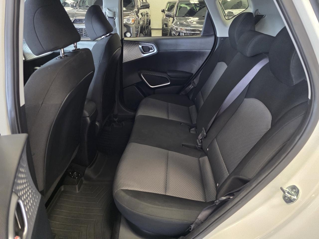 Kia Soul LX CVT 2024