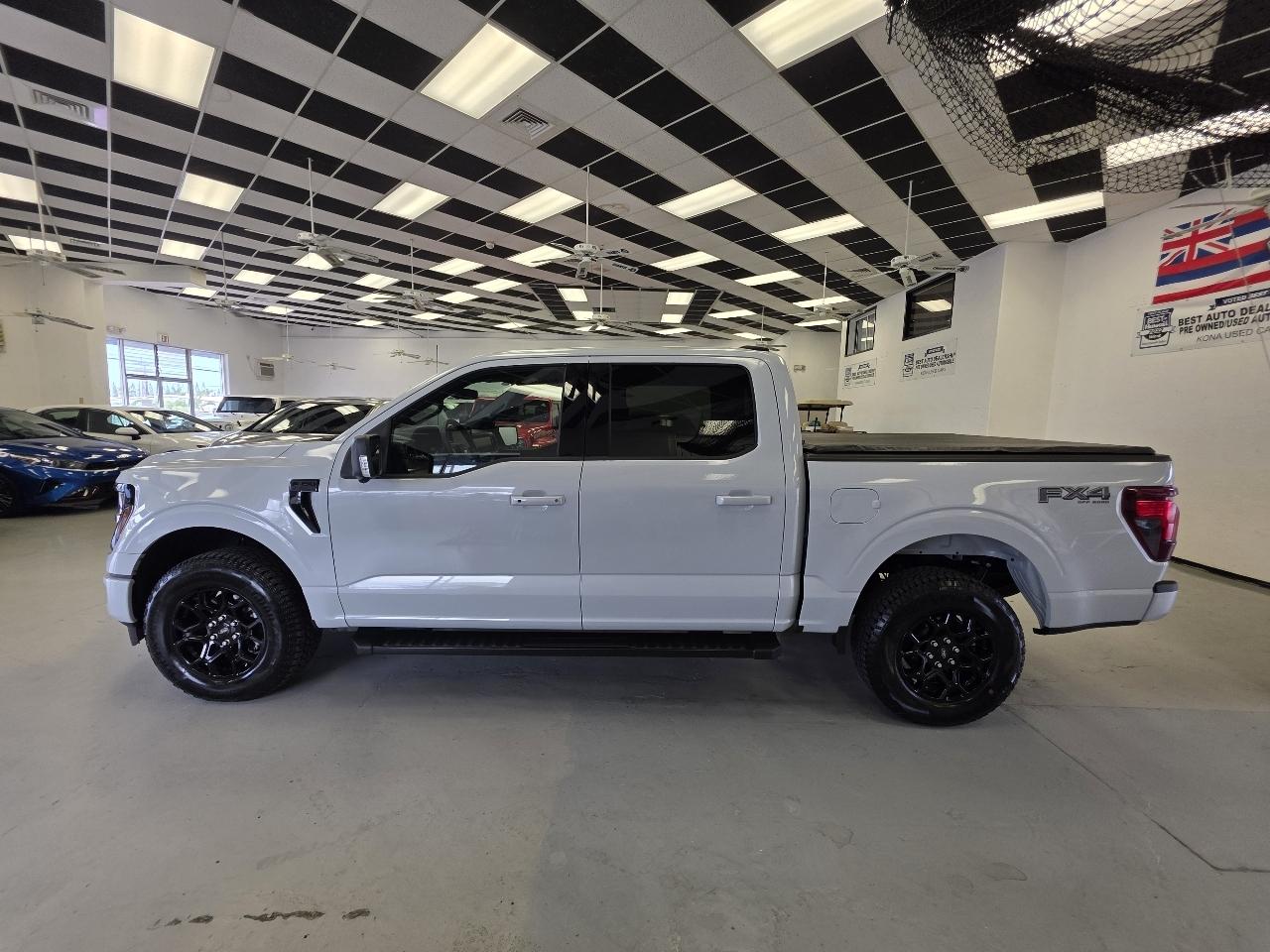 Ford F-150 XLT SuperCrew 4WD 2025