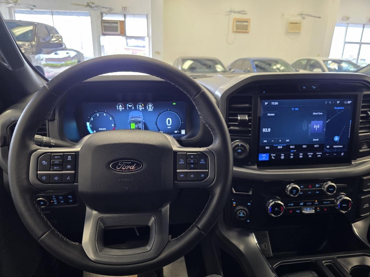 Ford F-150 XLT SuperCrew 4WD 2025