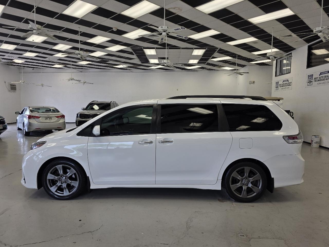 Toyota Sienna SE 8-Passenger 2020