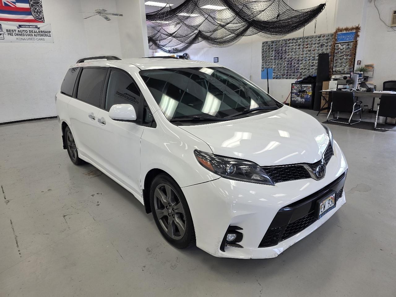 Toyota Sienna SE 8-Passenger 2020