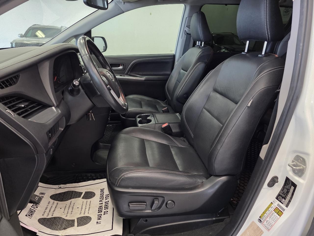 Toyota Sienna SE 8-Passenger 2020