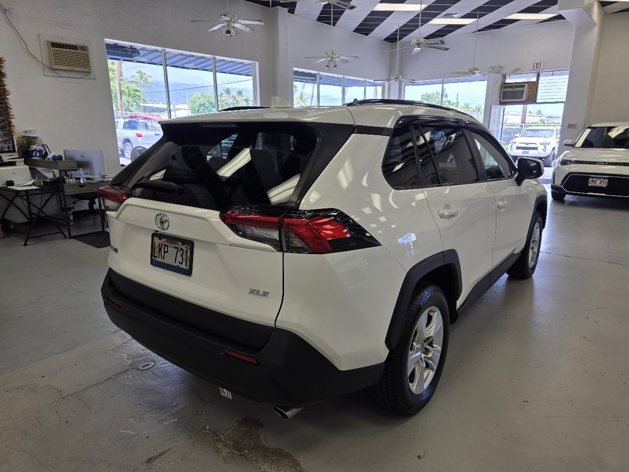 Toyota RAV4 XLE 2019