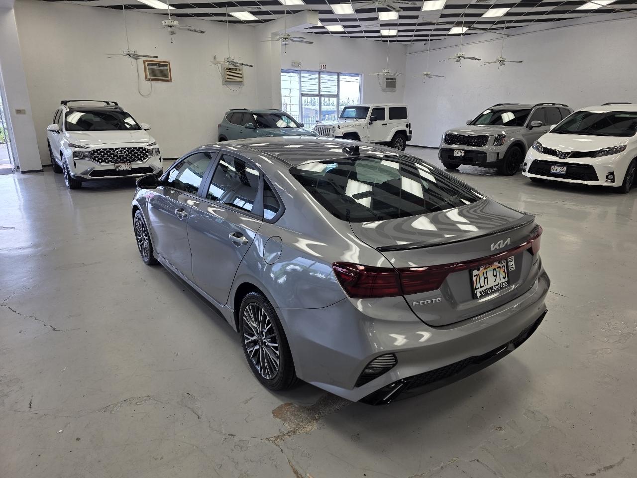 2023 Kia Forte GT-Line - Photo 3