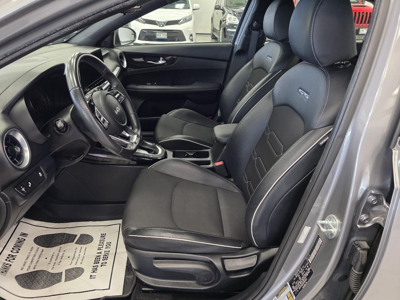 2023 Kia Forte GT-Line - Photo 9