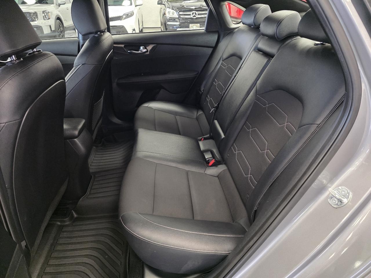 2023 Kia Forte GT-Line - Photo 10