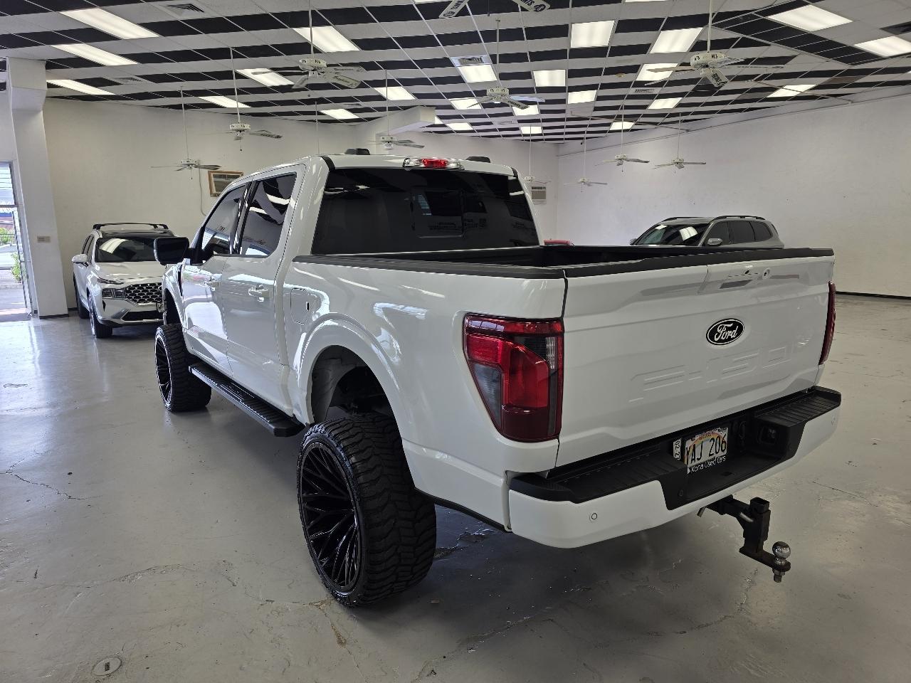 Ford F-150 XLT SuperCrew 4WD 2025