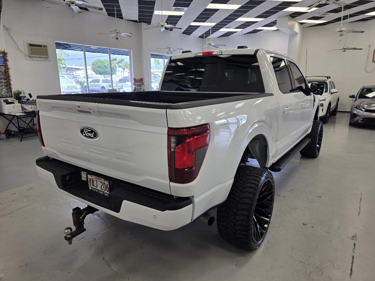 Ford F-150 XLT SuperCrew 4WD 2025