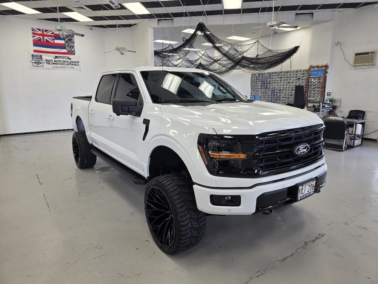Ford F-150 XLT SuperCrew 4WD 2025