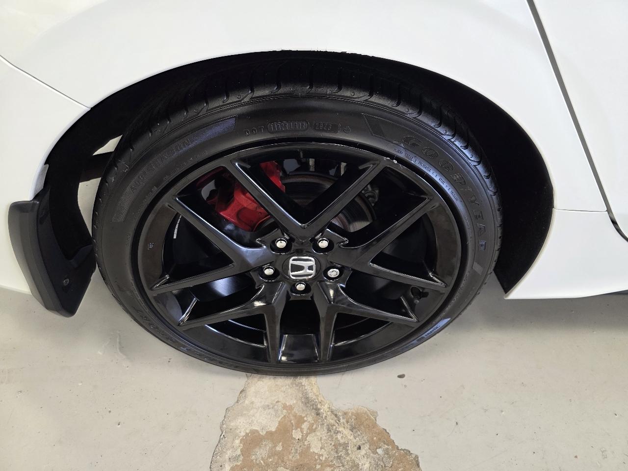 2024 Honda Civic Hatchback Sport - Photo 18