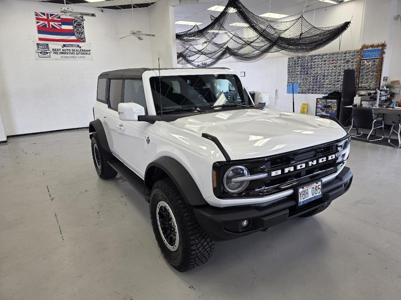 Ford Bronco Outer Banks 4-Door 2024