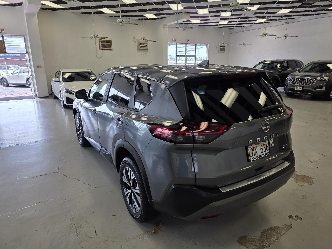 Nissan Rogue photo 3