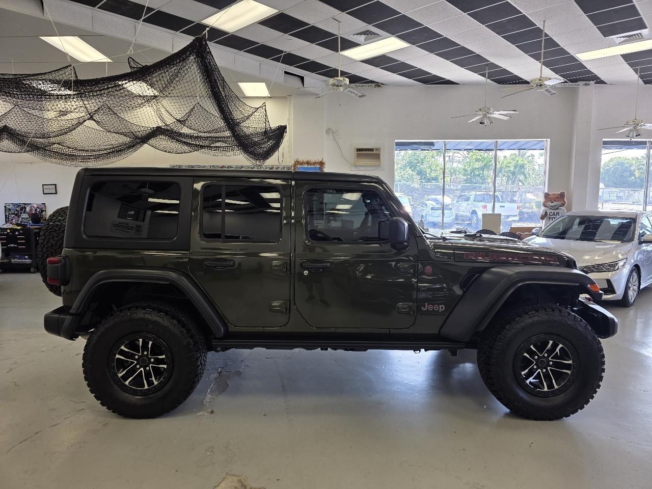 Jeep Wrangler photo 6
