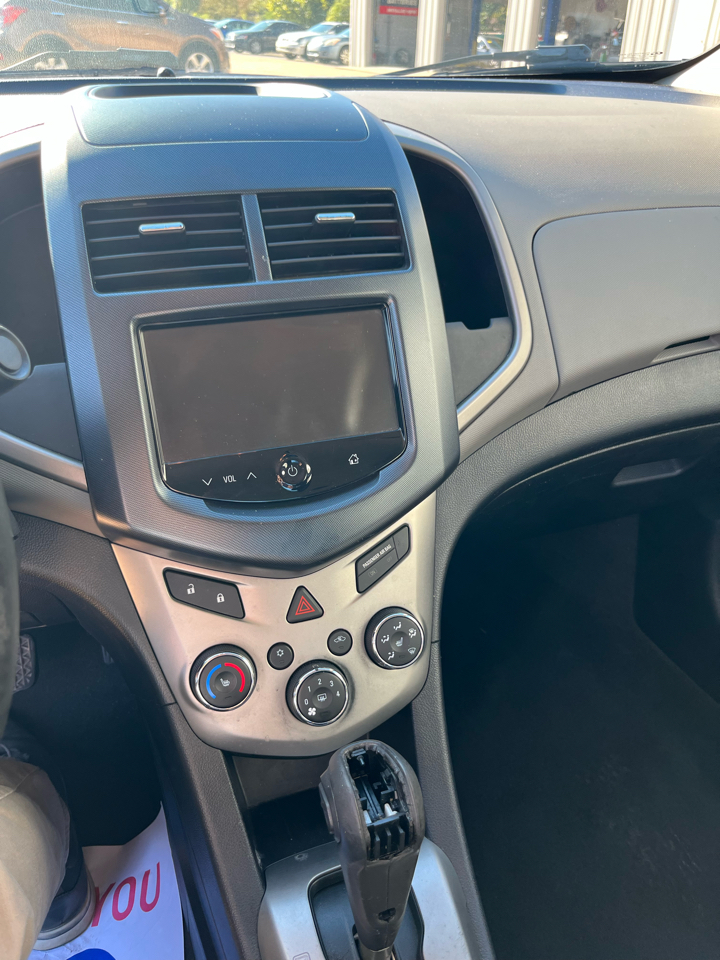 Chevrolet Sonic LTZ Auto Sedan 2015 Chevrolet Sonic LTZ Auto Sedan 2015