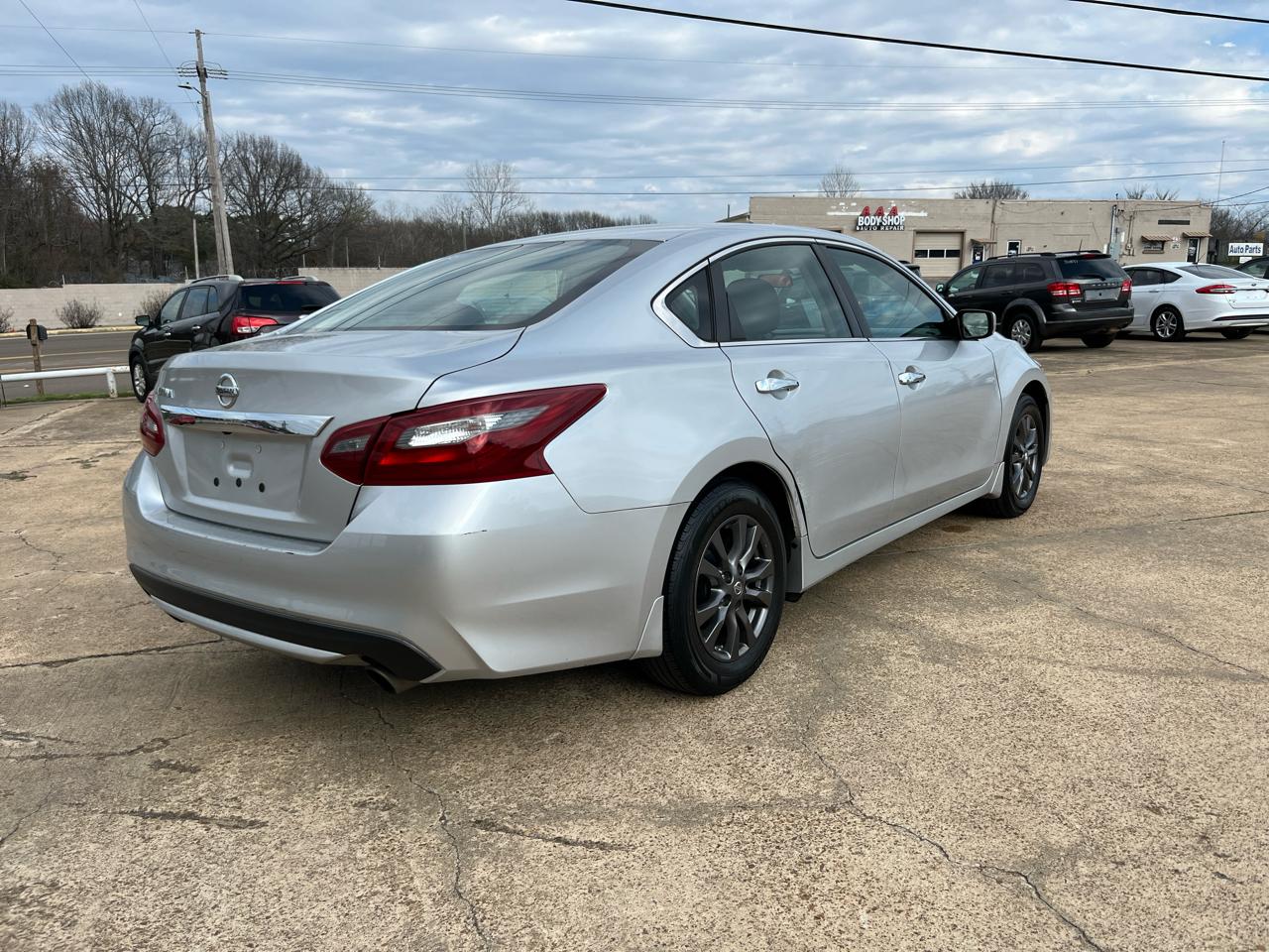 Nissan Altima 2.5 SV 2018