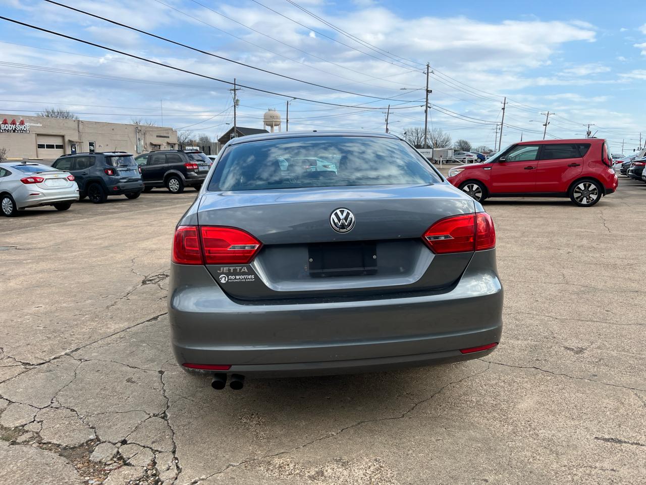 Volkswagen Jetta S 2014