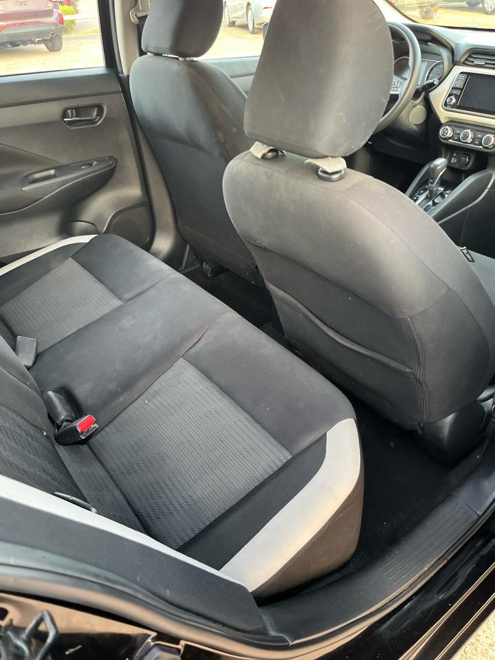 Nissan Versa SV 2021