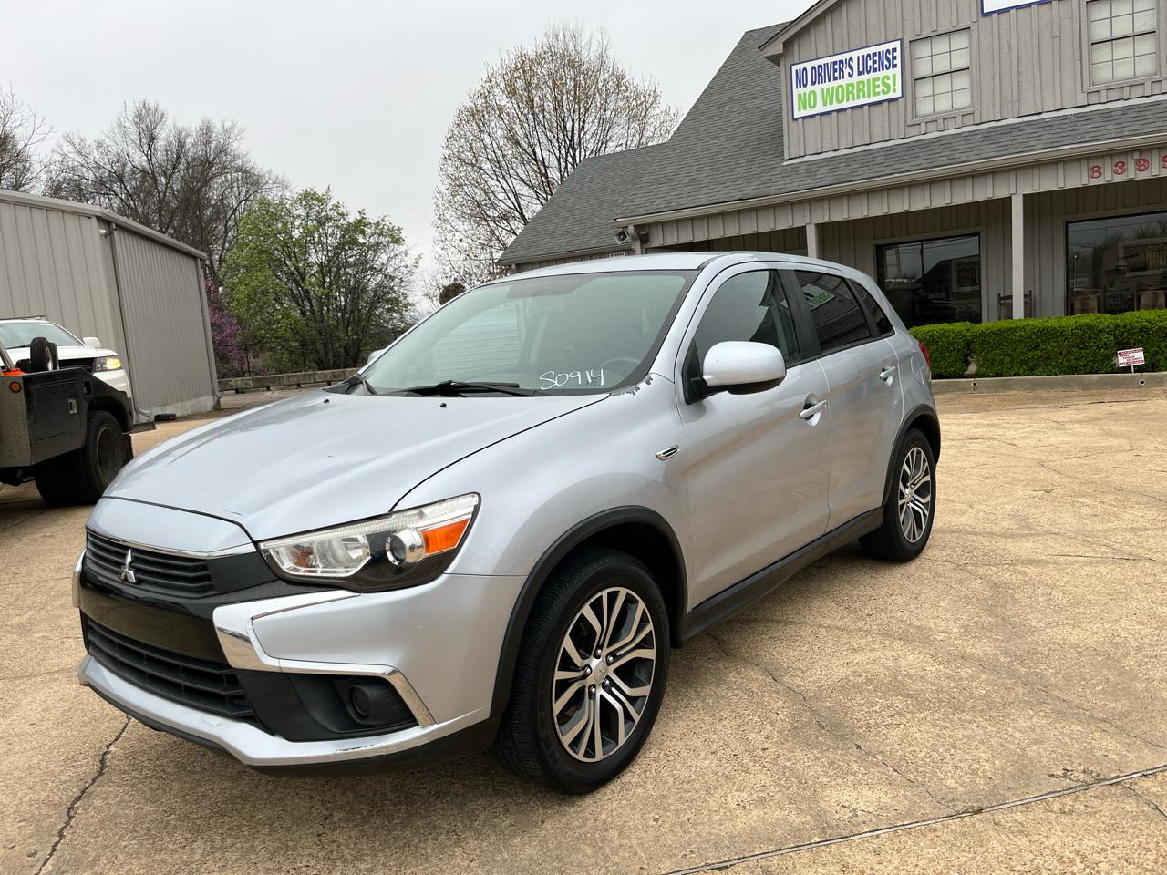 Mitsubishi Outlander Sport 2.0 ES CVT 2017