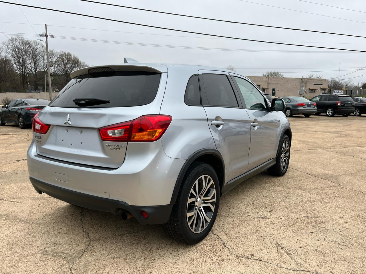 Mitsubishi Outlander Sport 2.0 ES CVT 2017