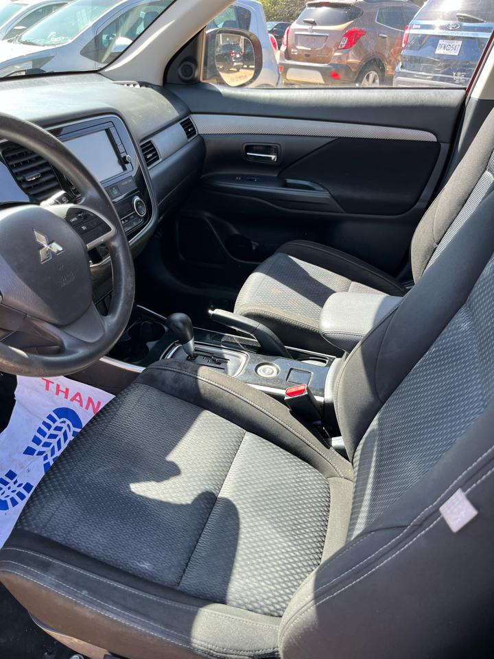 Mitsubishi Outlander SEL AWD 2018