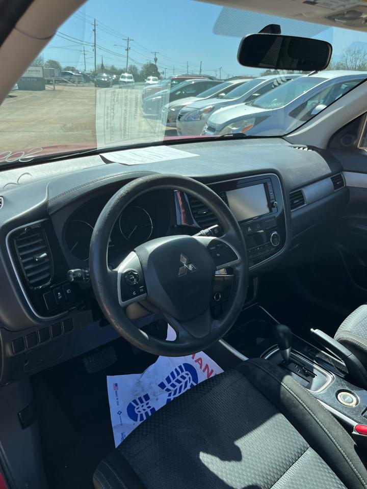 Mitsubishi Outlander SEL AWD 2018