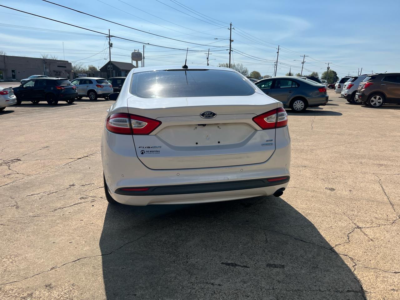 Ford Fusion SE 2014